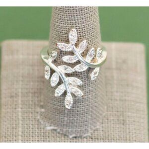 Vintage Art Nouveau Silver Tone Leaf Ring Size 9 K10